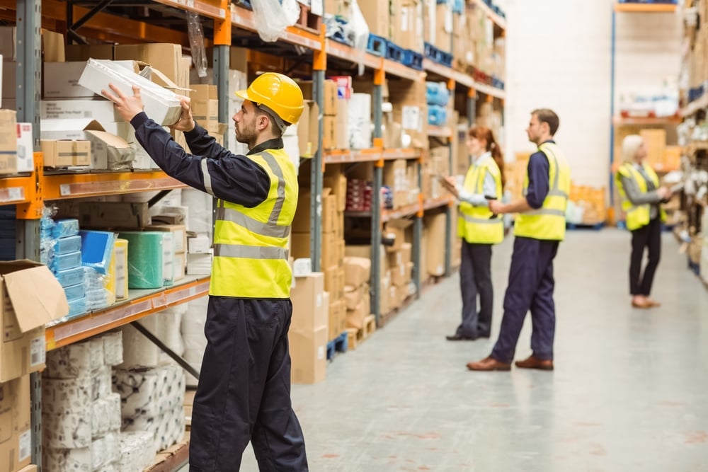 finding-and-retaining-warehouse-employees-extensiv